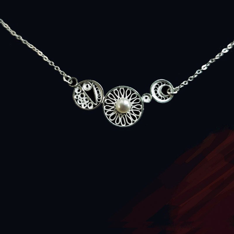 Plain Silver Filigree Geometric Silver Necklace Inlaid with Natural Freshwater Pearls-Lovesyouforever