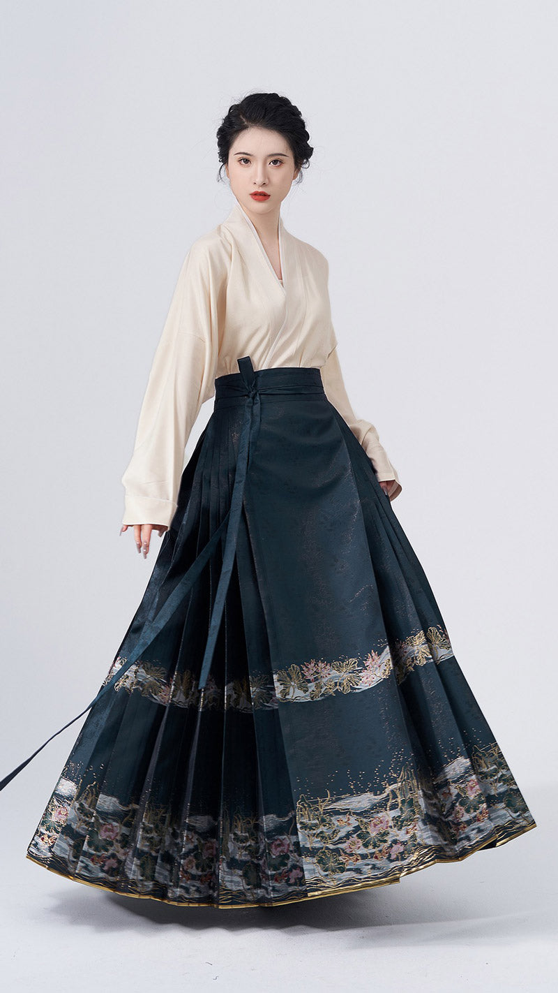 Blossoming Lotus Flower in the Golden Moonlight Night - Mamianqun Hanfu Skirt-Lovesyouforever