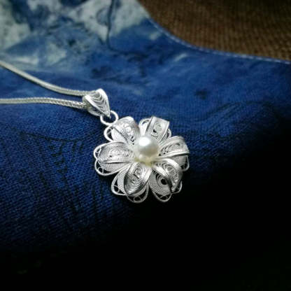 Handcrafted Silver Filigree Inlaid Natural Freshwater Pearl Pendant Necklace-Lovesyouforever