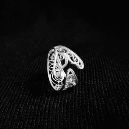 Vintage Simple Plain Silver Fish-shaped Hollow Filigree Ring Jewelry Gift-Lovesyouforever