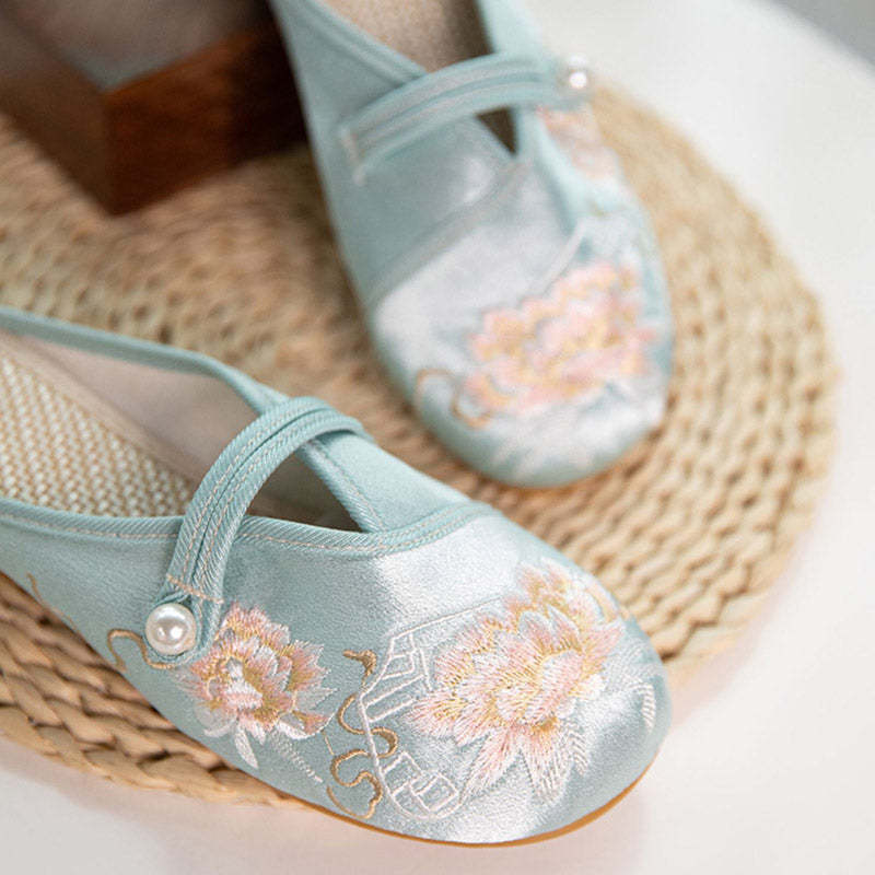 Vintage Chinese Style Flower Embroidered Shoes Slippers-Lovesyouforever