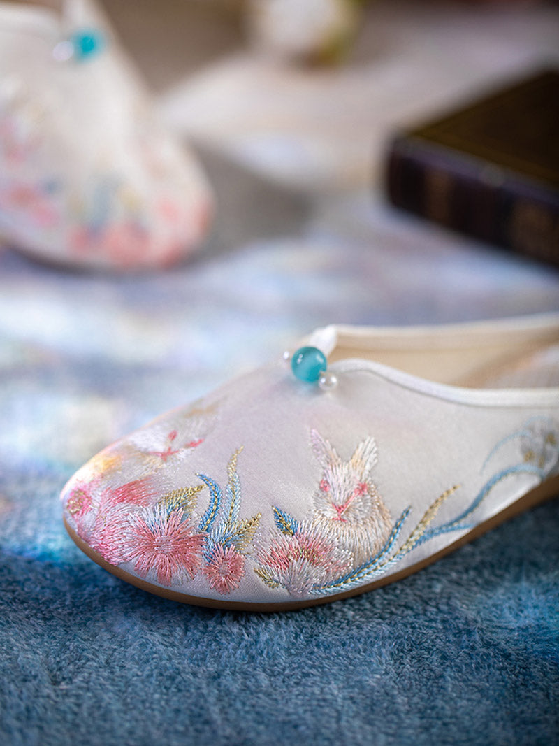Chinese Style Rabbit and Peach Blossom Embroidered Shoes Slippers-Lovesyouforever