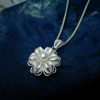 Handcrafted Silver Filigree Inlaid Natural Freshwater Pearl Pendant Necklace-Lovesyouforever