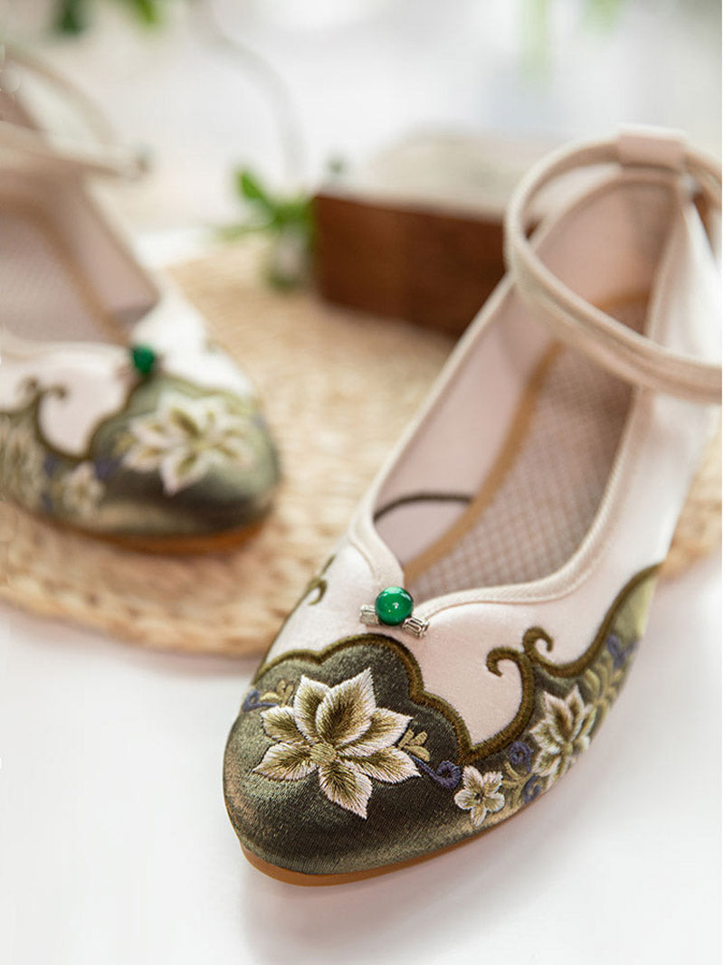 Vintage Lotus Flower Embroidered Shoes-Lovesyouforever