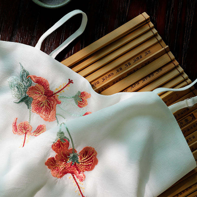 Elegant Vintage Floral Embroidered Camisole Sleeveless Hanfu Undershirt-Lovesyouforever