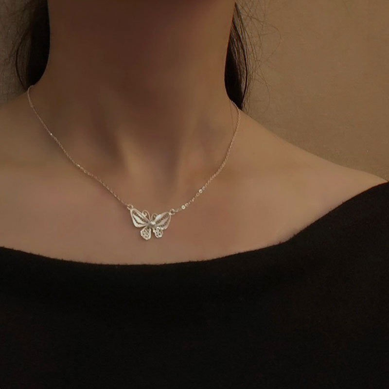 Exquisite Plain Silver Filigree Butterfly Necklace Inlaid with Natural Freshwater Pearls-Lovesyouforever