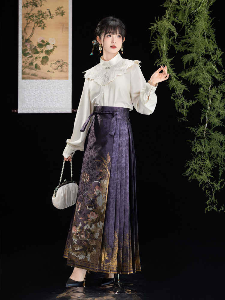 Fragrant Lotus Pond - Classic Lotus Pattern Woven Gold Mamianqun Skirt-Lovesyouforever