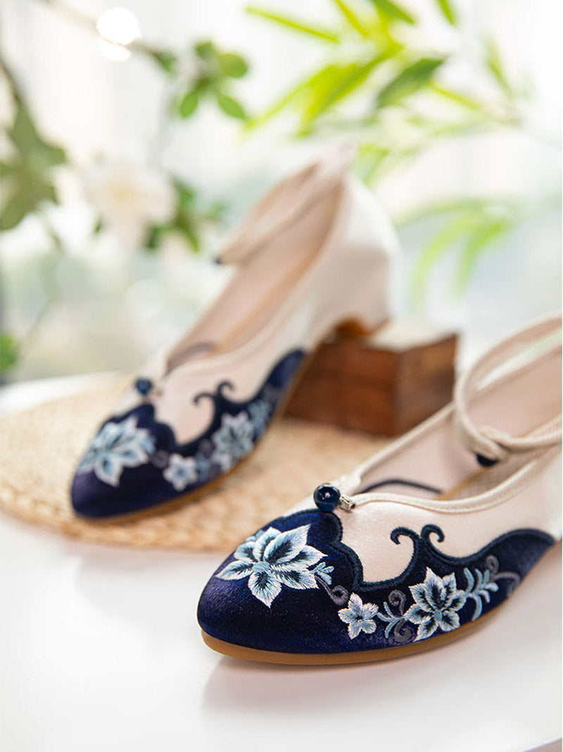 Vintage Lotus Flower Embroidered Shoes-Lovesyouforever