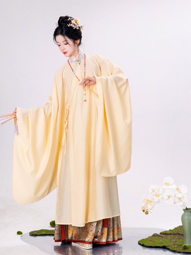 Women's Ming Dynasty-style Gold Embroidered Mamianqun Hanfu Skirt-Lovesyouforever