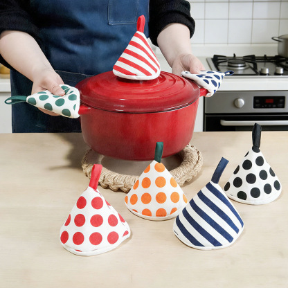 Wholesale polka dot striped pot cover, triangular anti-scald pot cover, heat-insulating triangular clamp, polka dot pot cover, enamel pot handle cover-Lovesyouforever