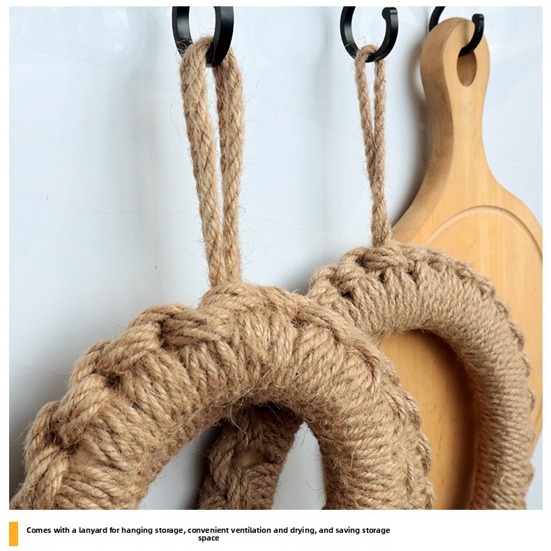 Hand-woven jute rope insulation mat, Japanese-style home decor, jute and solid wood round pot mat, available for wholesale from various factories.-Lovesyouforever