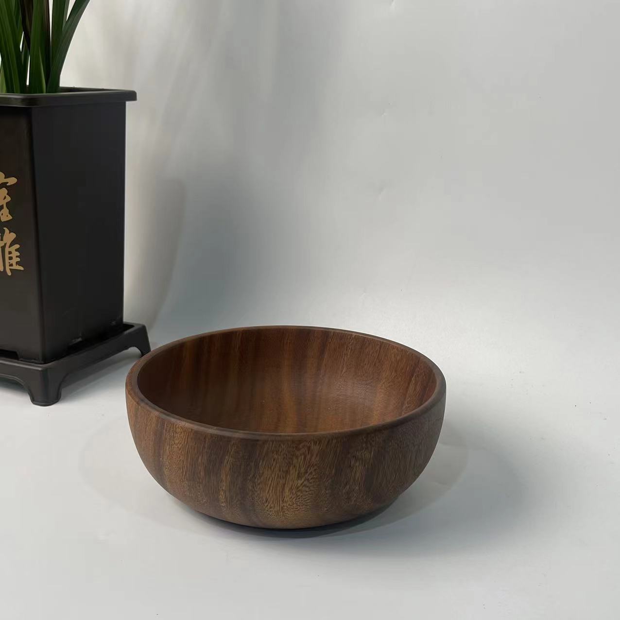 Solid walnut wood salad bowl, solid wood flat-bottomed large soup bowl, home use acacia wood exquisite bowl, noodle soup bowl, wooden basin-Lovesyouforever