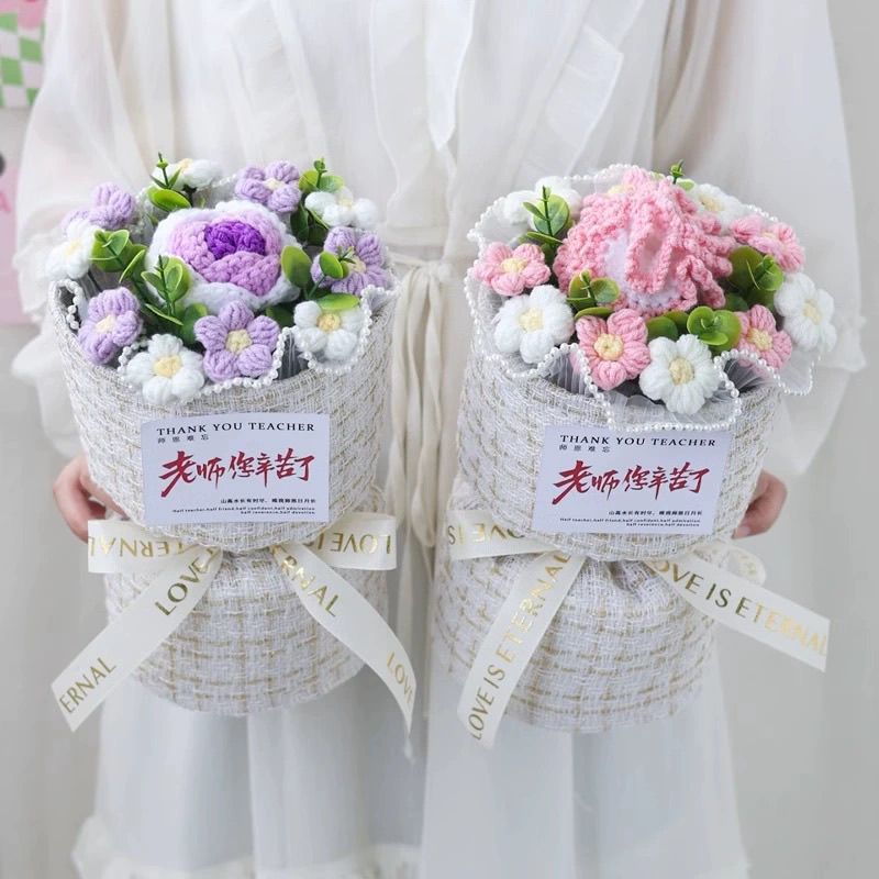 Creative hand-knitted wool rose bouquet as a graduation gift to express gratitude to teachers and surprise them-Lovesyouforever