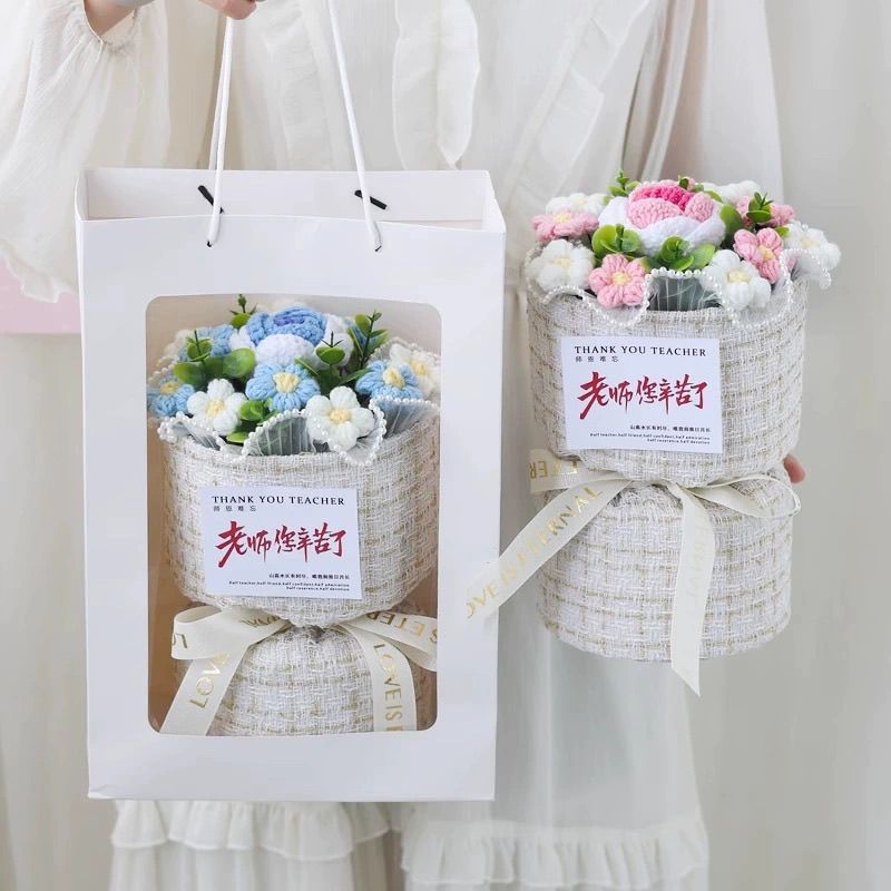 Creative hand-knitted wool rose bouquet as a graduation gift to express gratitude to teachers and surprise them-Lovesyouforever
