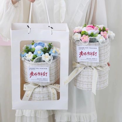 Creative hand-knitted wool rose bouquet as a graduation gift to express gratitude to teachers and surprise them-Lovesyouforever
