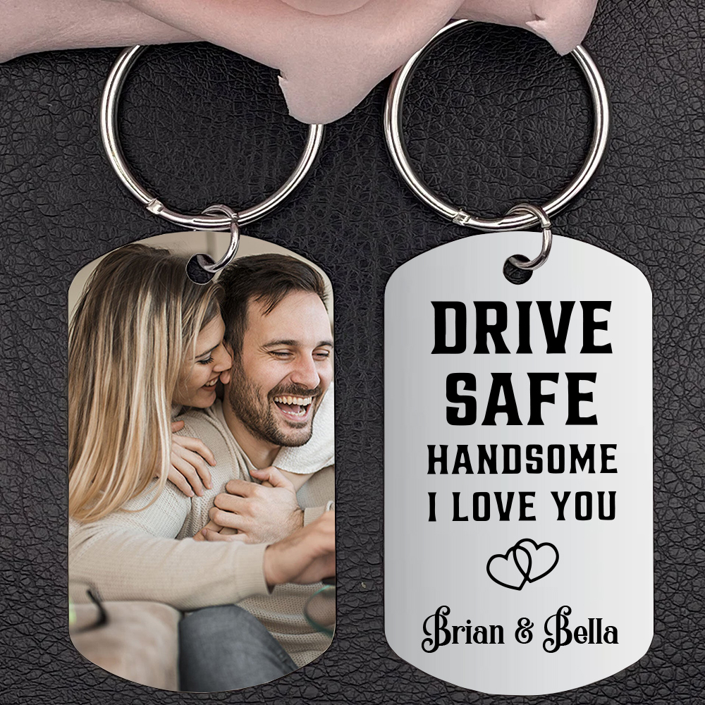 Custom Couple Photo Keychain With Name, Personalized Drive Safe Keychain for Boyfriend/Him-Lovesyouforever