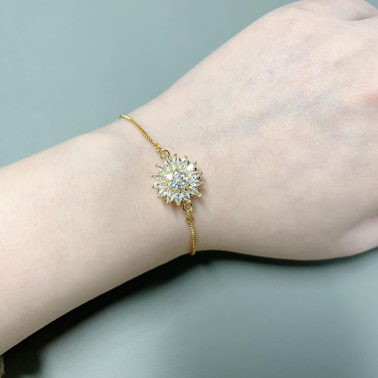 Rotating Sunflower Rhinestone Stress Relief Bracelet💝