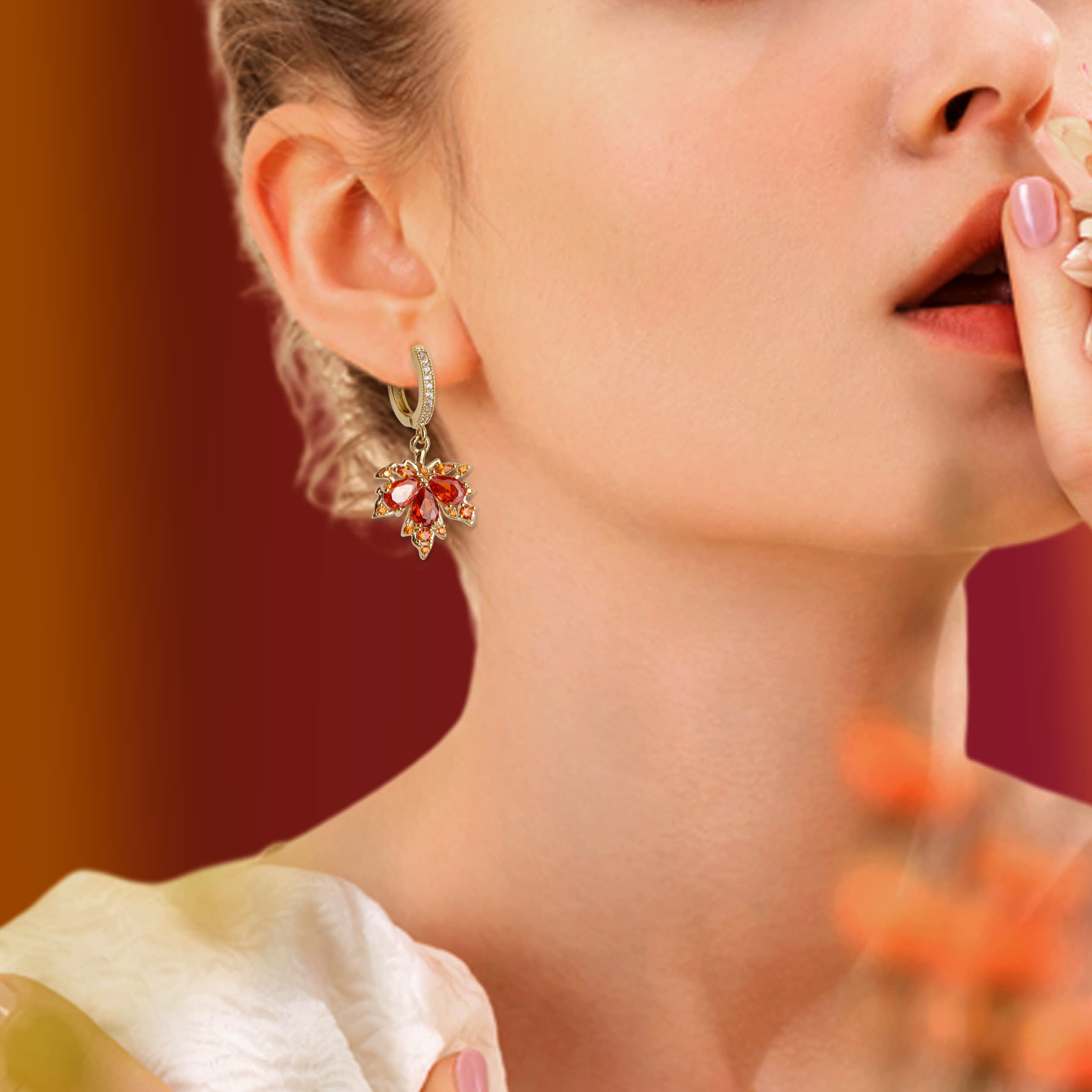 🔥HOT SALE 50%OFF ⚡Gold and silver small round ring maple leaf pendant earrings