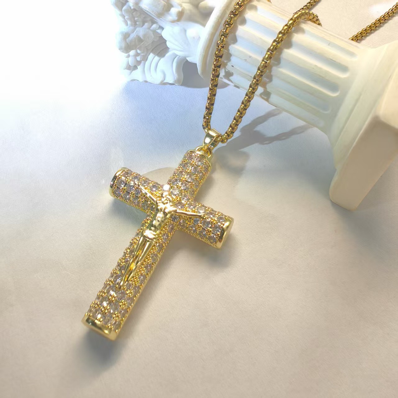 🎁Nagyszerű akció – 48% kedvezmény!✝️Jézus kereszt medál nyaklánc