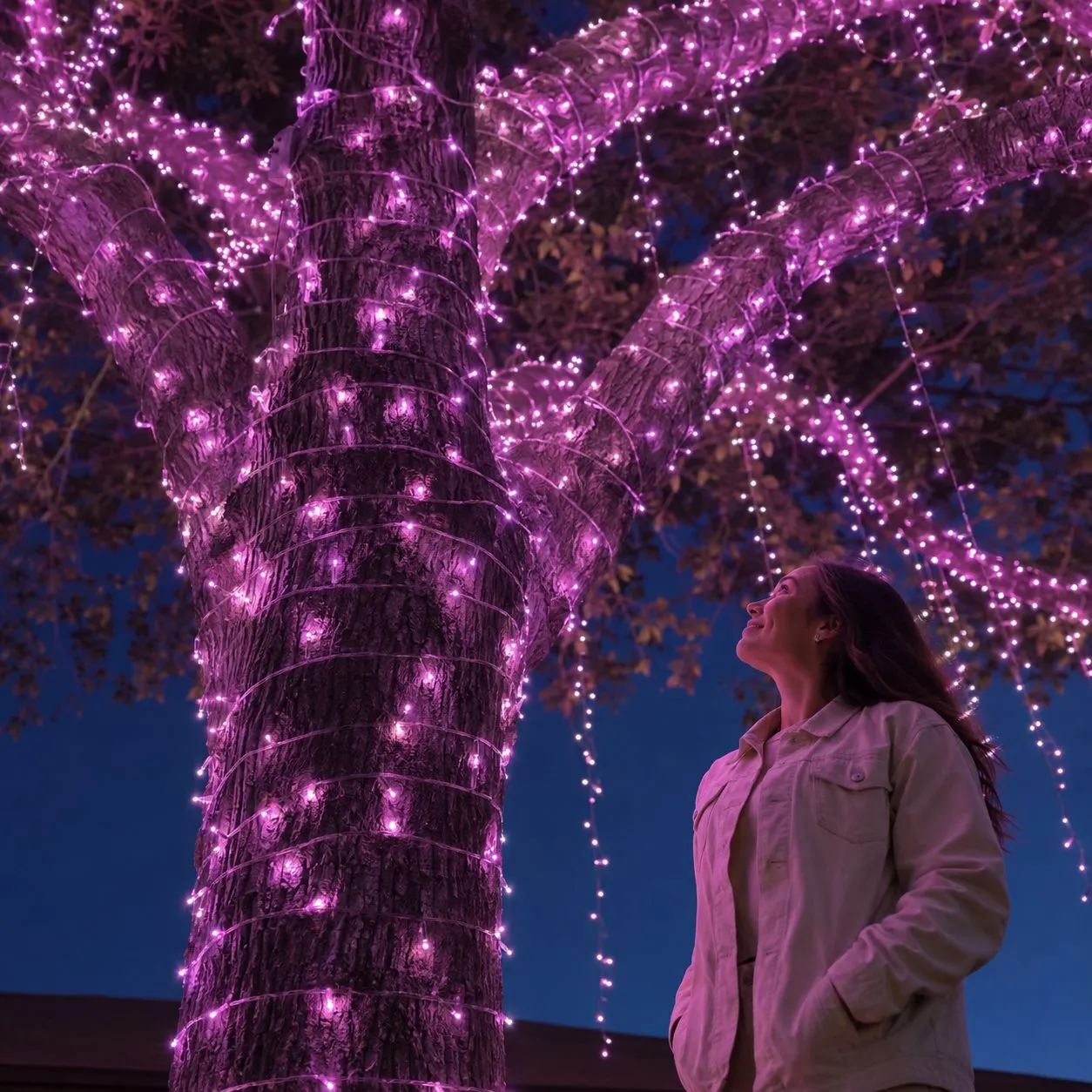 Mesebeli lila LED-es vízesésfények
