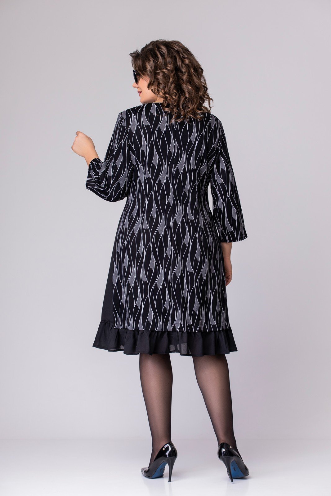 Női plus size ruha háromnegyedes ujjakkal