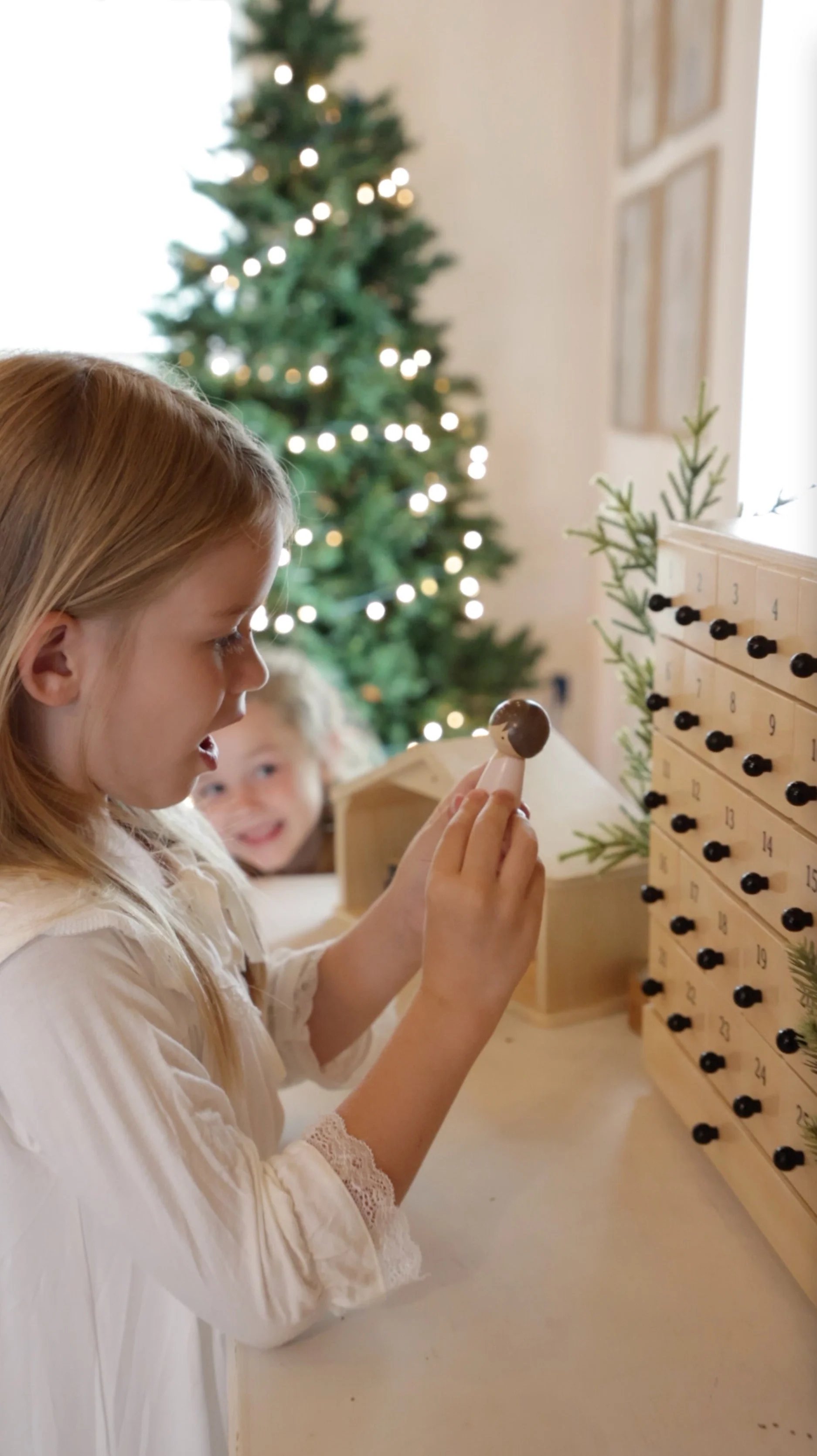 🔥[Official Licensed] ✝️The Rescuer –Nativity Advent Calendar