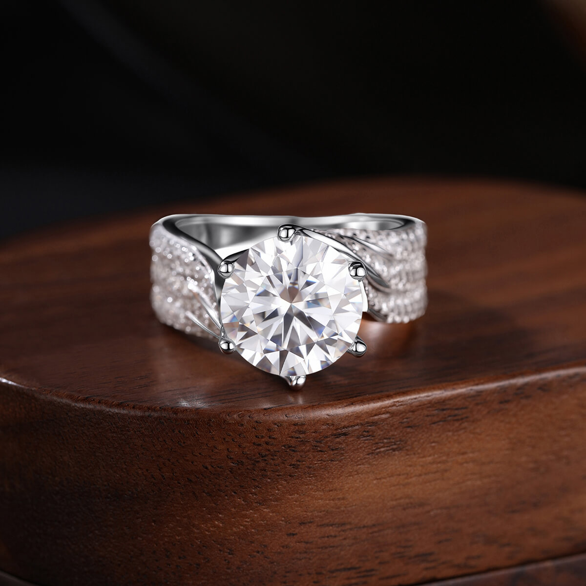 🔥Winter Hot Sale 65% OFF✨S925 Luxury Moissanite Ring💍