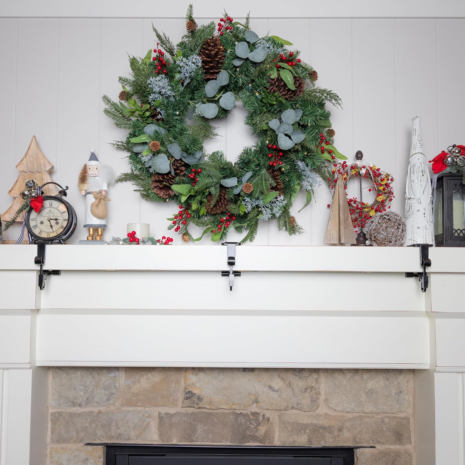 🎅2025 Christmas Sale - 50% OFF | Fireplace Stocking and Garland Hanger