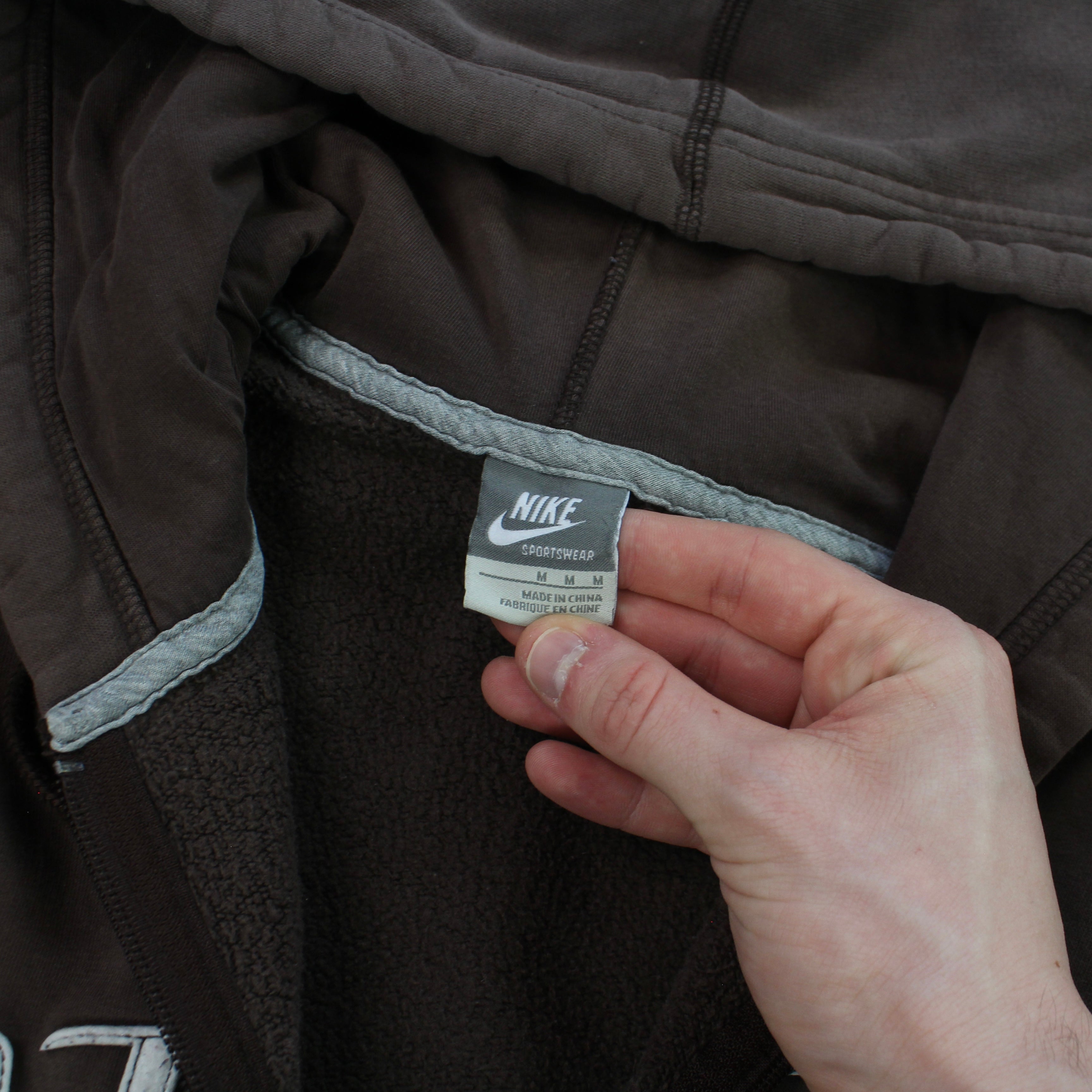 VERY RARE 2000s  Zip Up Hoodie Brown-Maverick