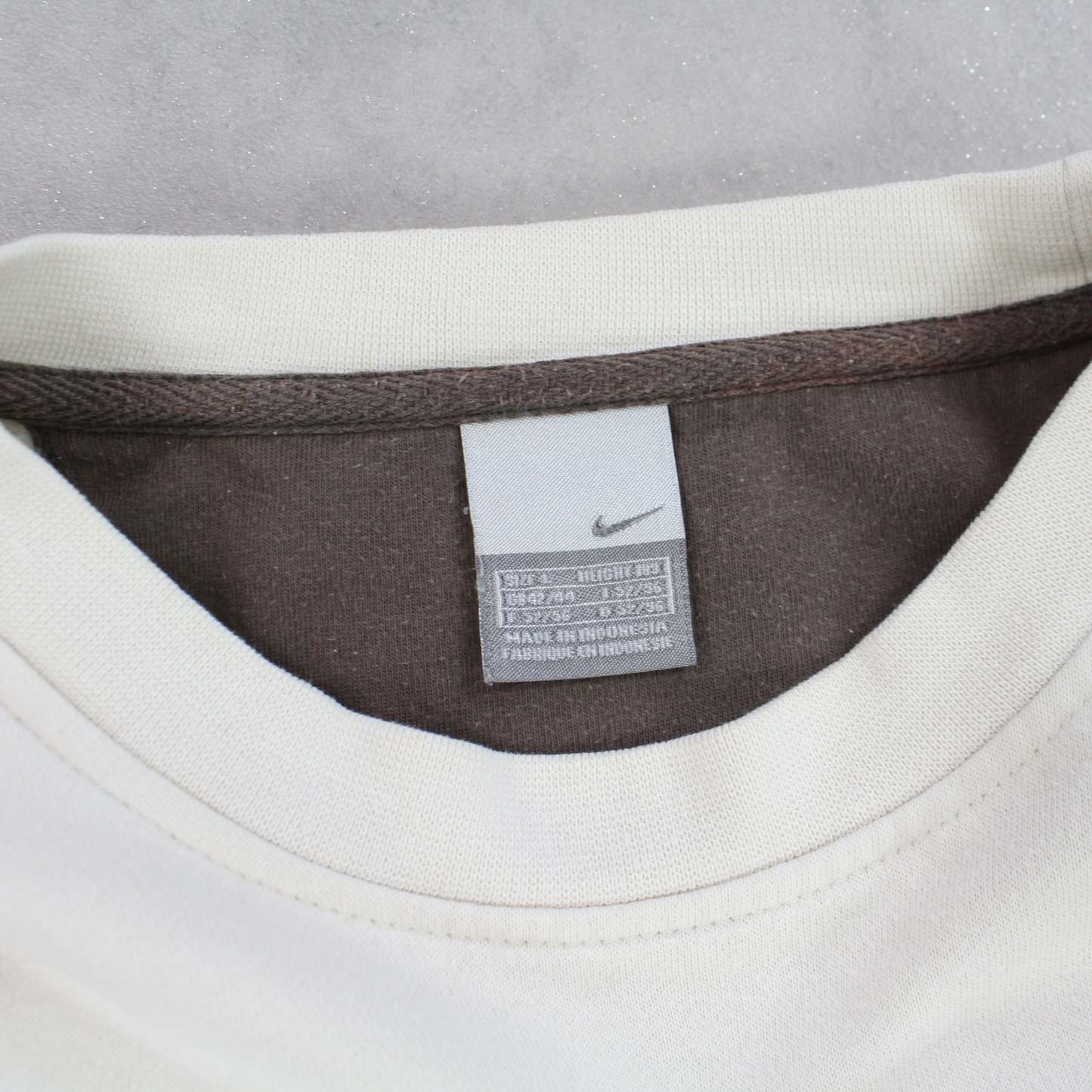 SUPER RARE 2000s  Sweatshirt Cream-Maverick