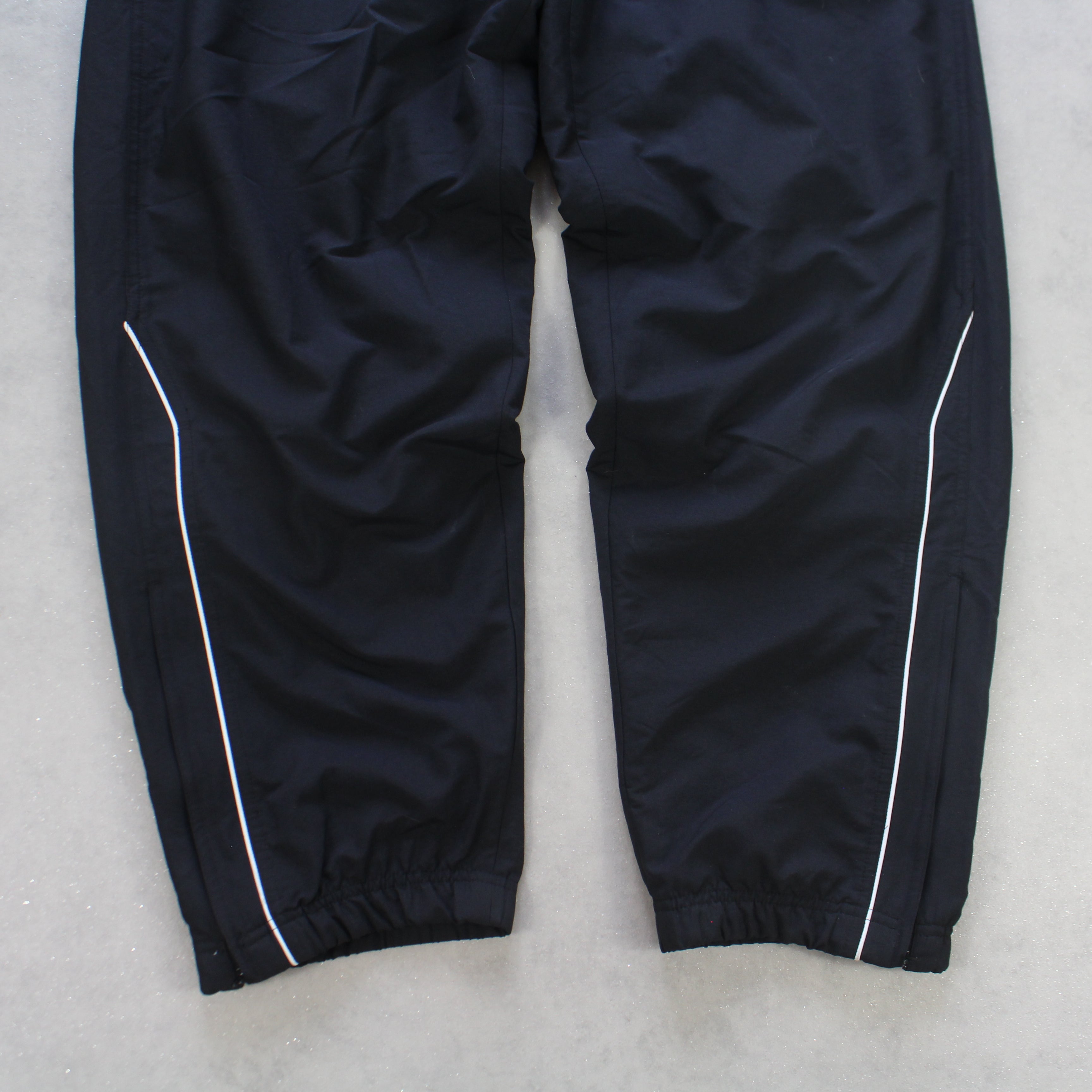 RARE 2000s Trackpants Black-Maverick