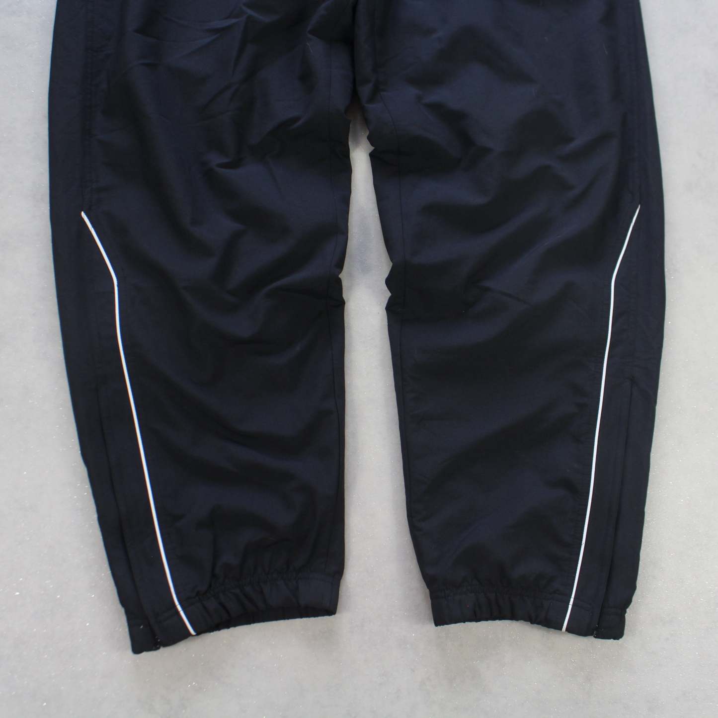 RARE 2000s Trackpants Black-Maverick