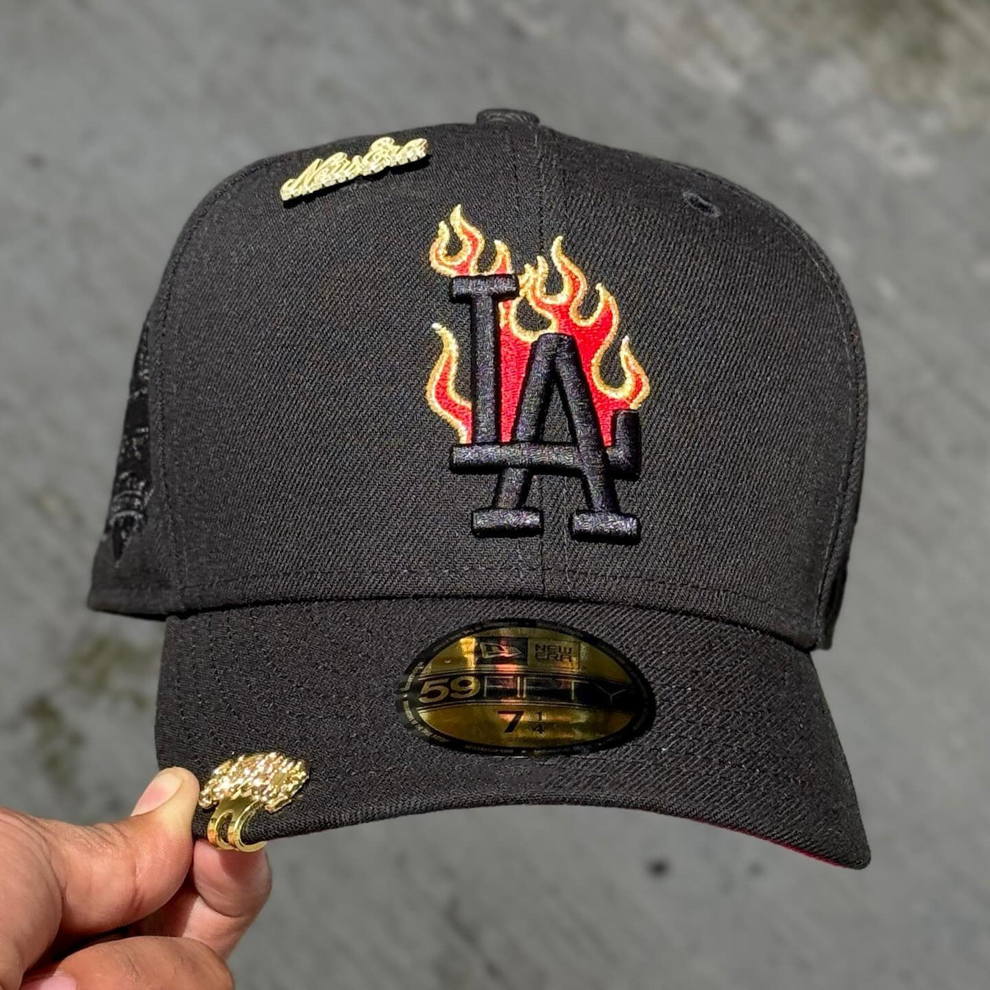 NEW ERA LOS ANGELES DODGERS 40TH STADIUM ANNIVERSARY BLACKOUT RED FIRE EMBROIDERED CASUAL BASEBALL CAP-Maverick