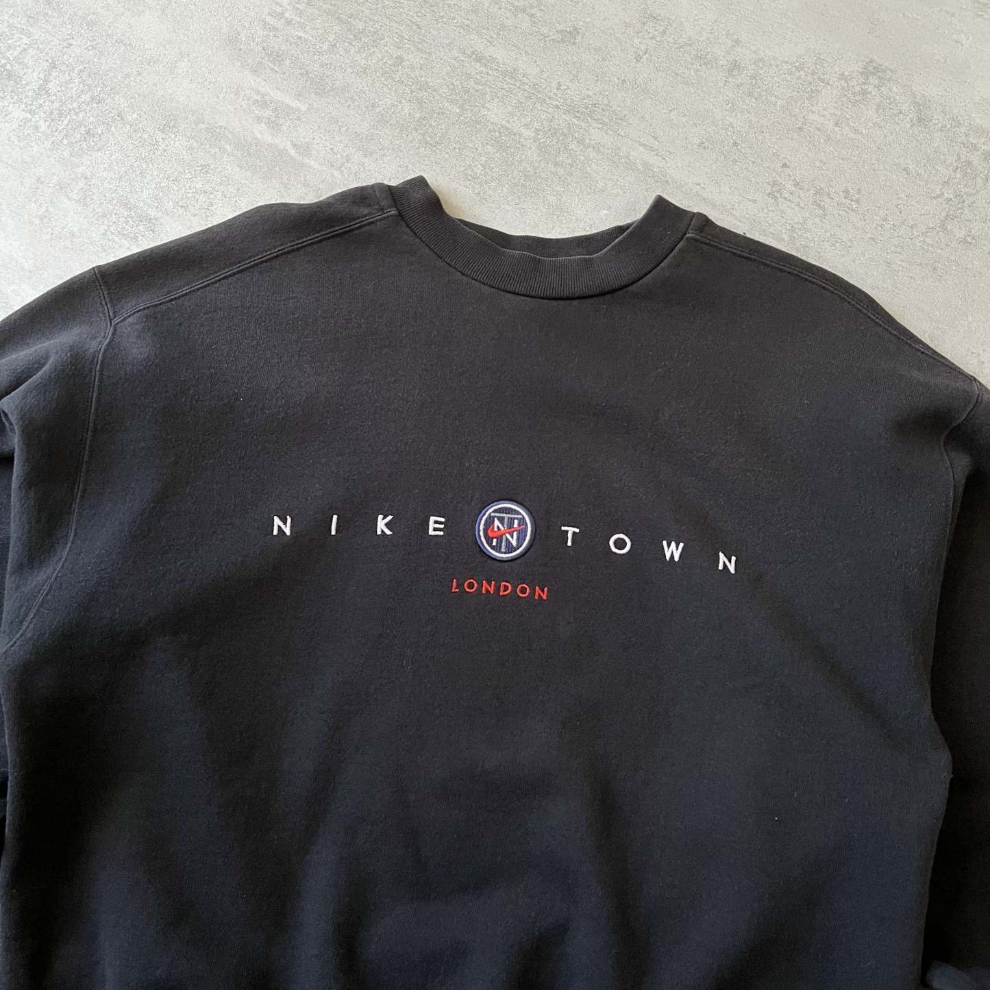 Town London RARE 2000s sweatshirt-Maverick