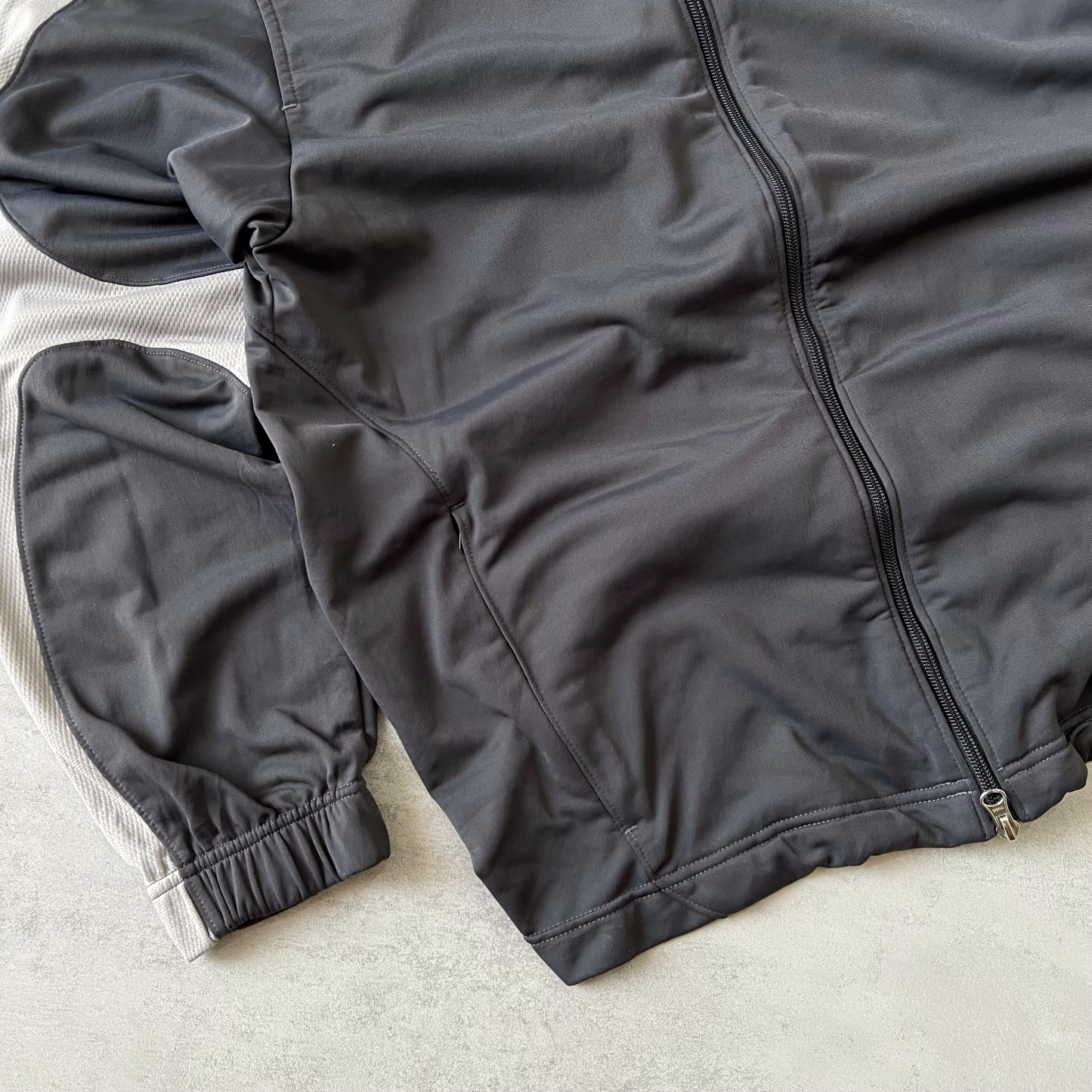 2000s trackjacket-Maverick