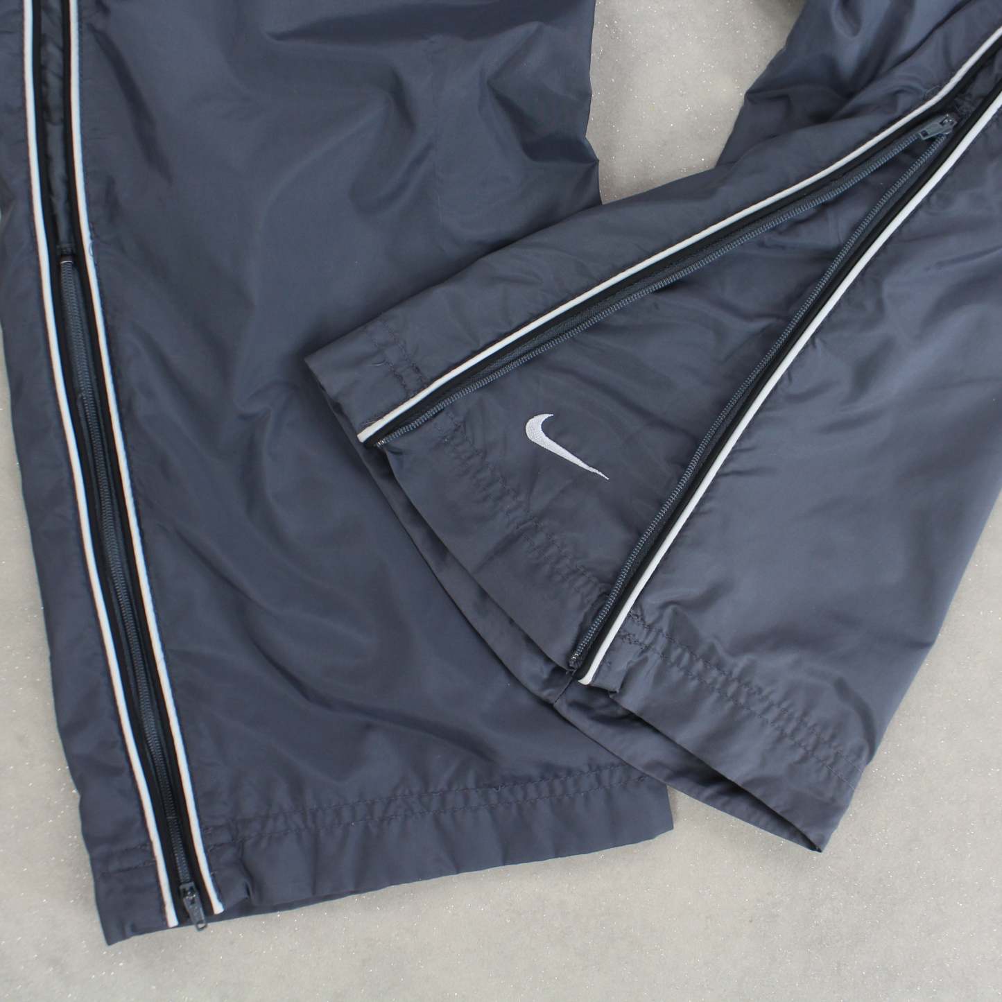 SUPER RARE 00s Trackpants Grey-Maverick