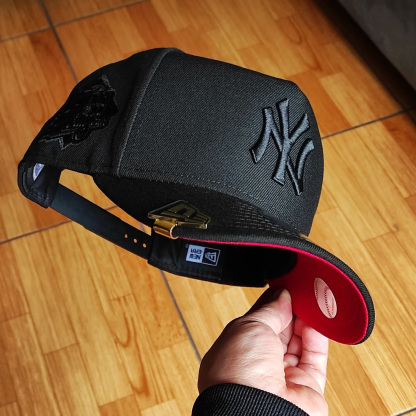 NEW ERA NEW YORK YANKEES WORLD SERIES 1999 BLACK RED EMBROIDERED CASUAL BASEBALL CAP-Maverick
