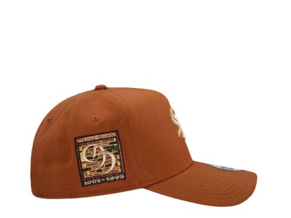 NEW ERA CHICAGO WHITE SOX COMISKEY PARK EARTHY BROWN EDITION 9FORTY A FRAME SNAPBACK HAT-Maverick