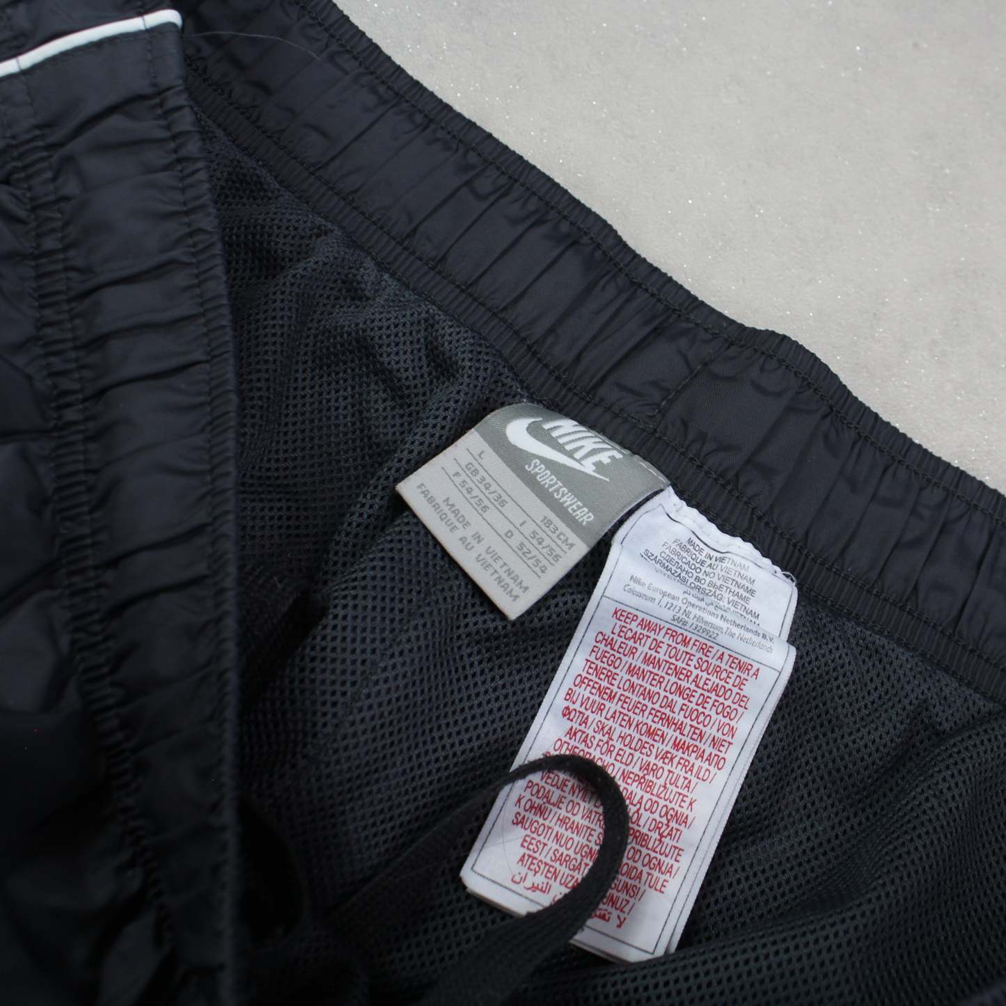 SUPER RARE 00s Baggy Trackpants Grey-Maverick