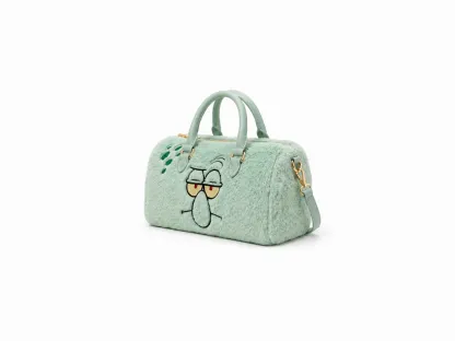 PRE-ORDER: SQUIDWARD WEEKENDER BAG