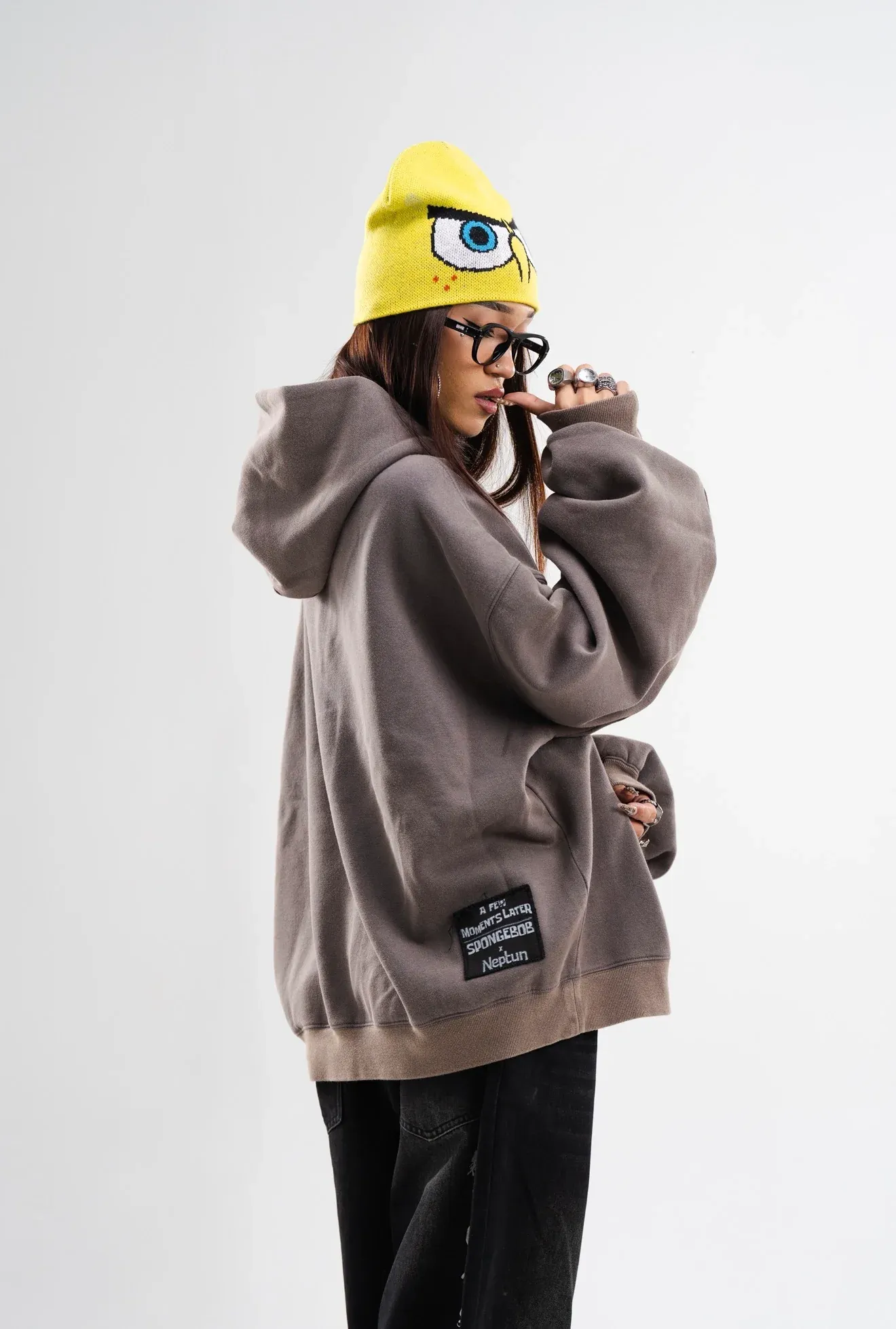 PRE-ORDER: SPONGEBOB ZIPPER GREY