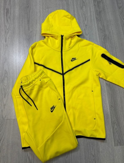 Tech Fleece Set 2021-20 colors Image - 6