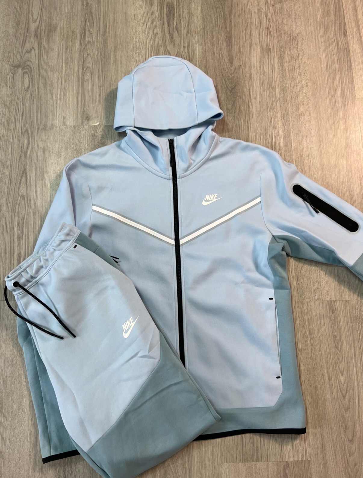 Tech Fleece Set 2021-20 colors Image - 15