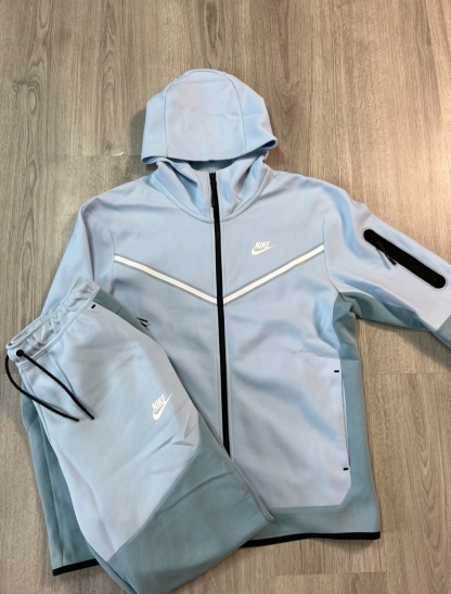 Tech Fleece Set 2021-20 colors Image - 15