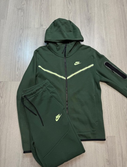 Tech Fleece Set 2021-20 colors Image - 9