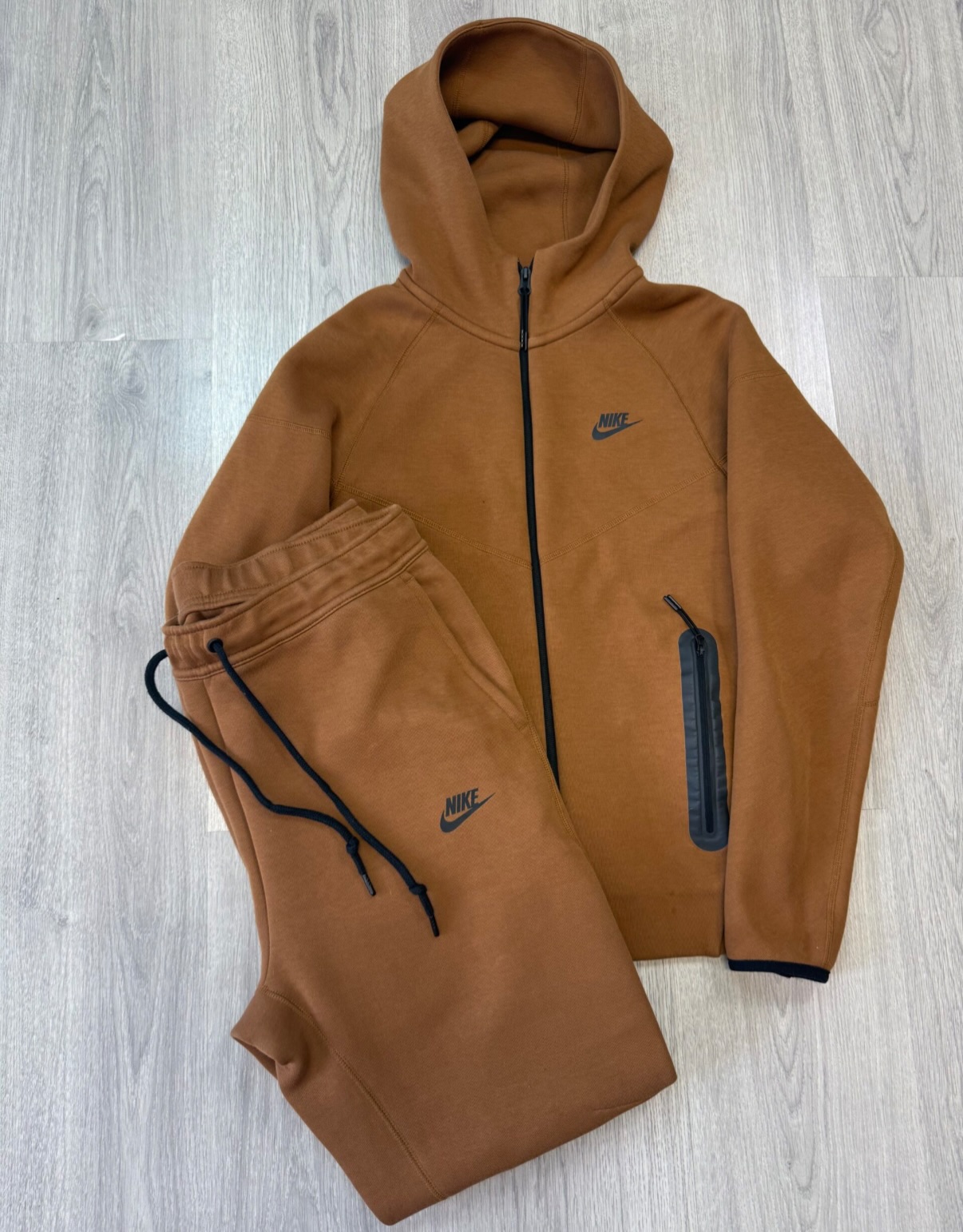 Tech Fleece Set 2023-20 colors Image - 8