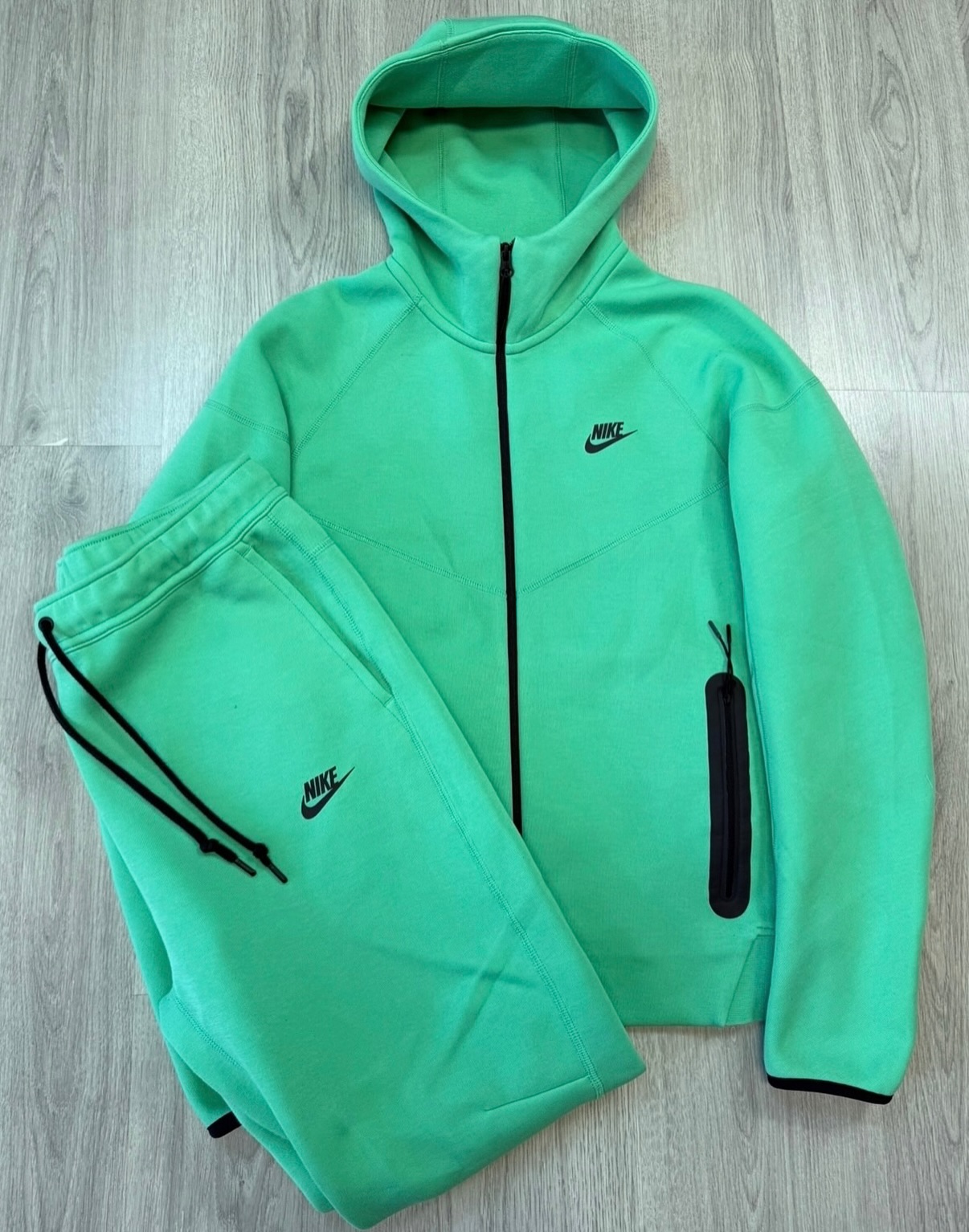 Tech Fleece Set 2023-20 colors Image - 9