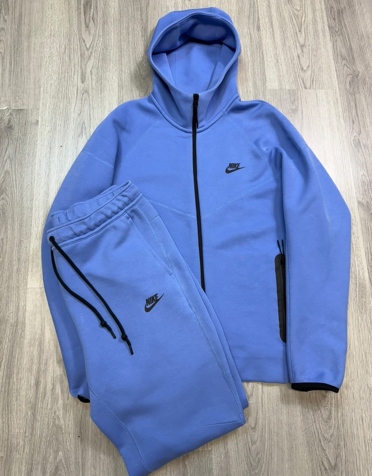 Tech Fleece Set 2023-20 colors Image - 12