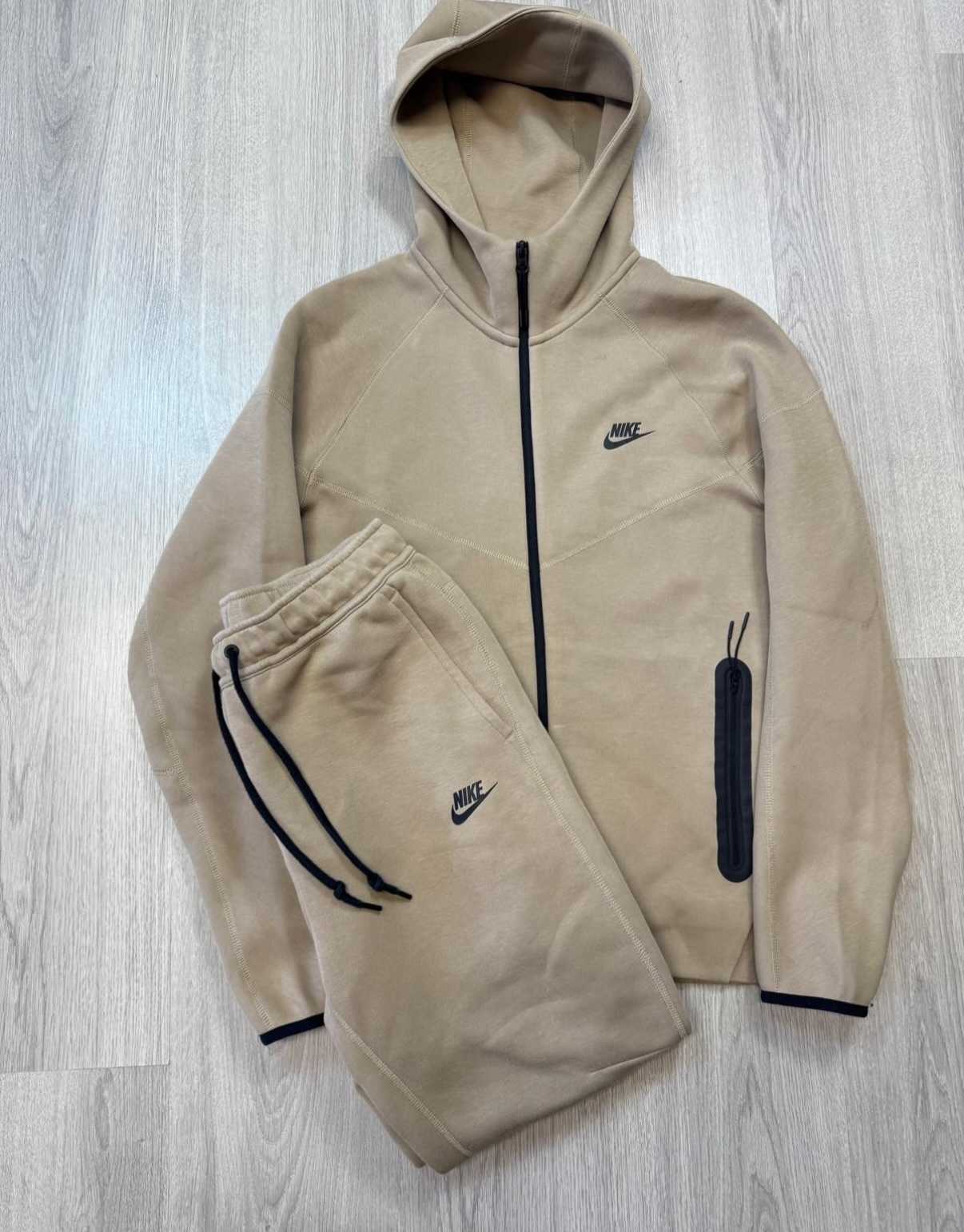 Tech Fleece Set 2023-20 colors Image - 17