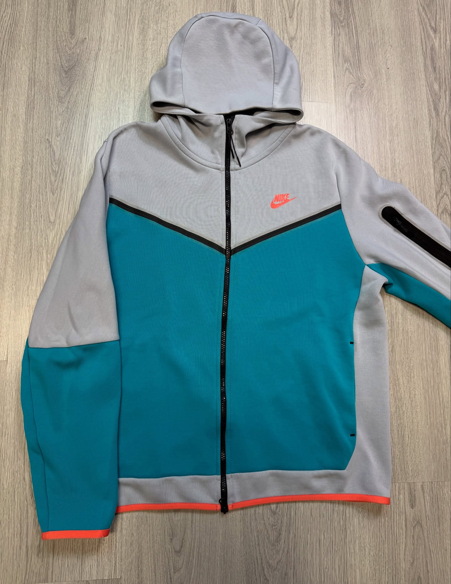 Tech Fleece 2021-20 colors